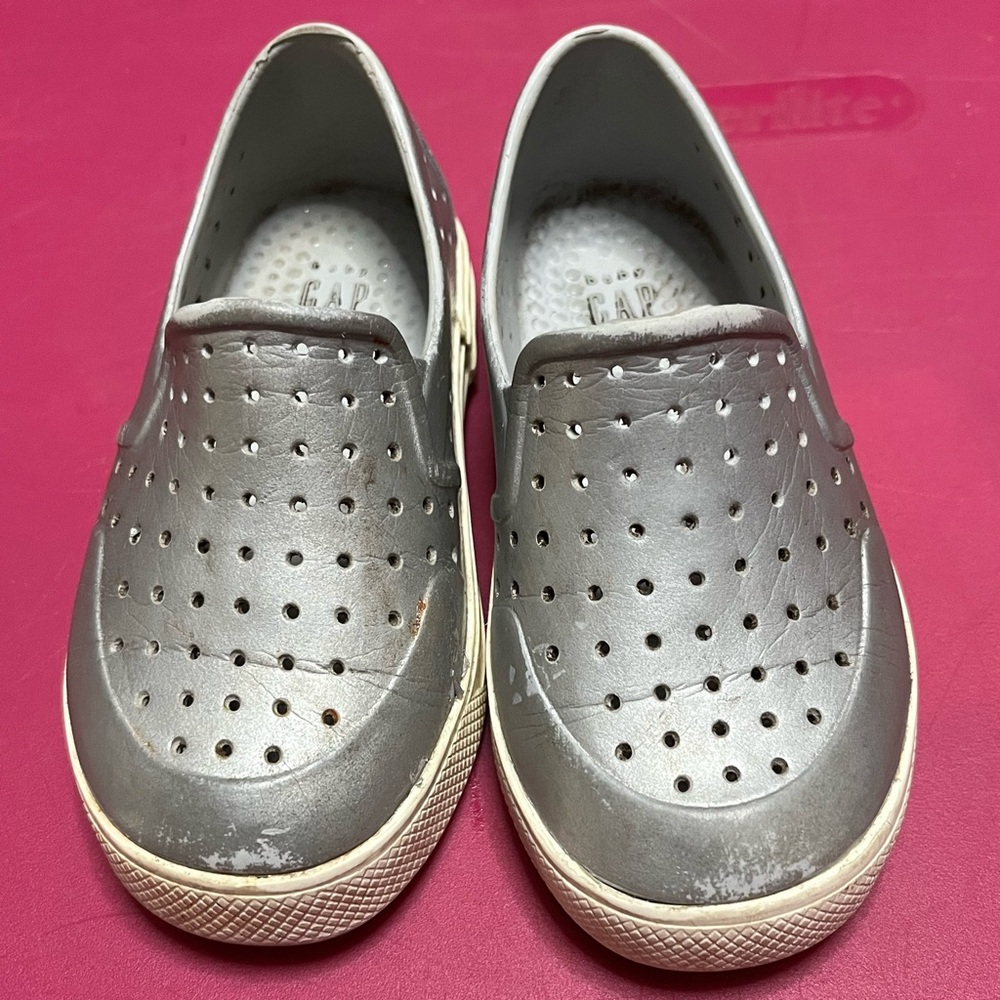 GAP Gray Sneakers Breathable Slip-On Comfort